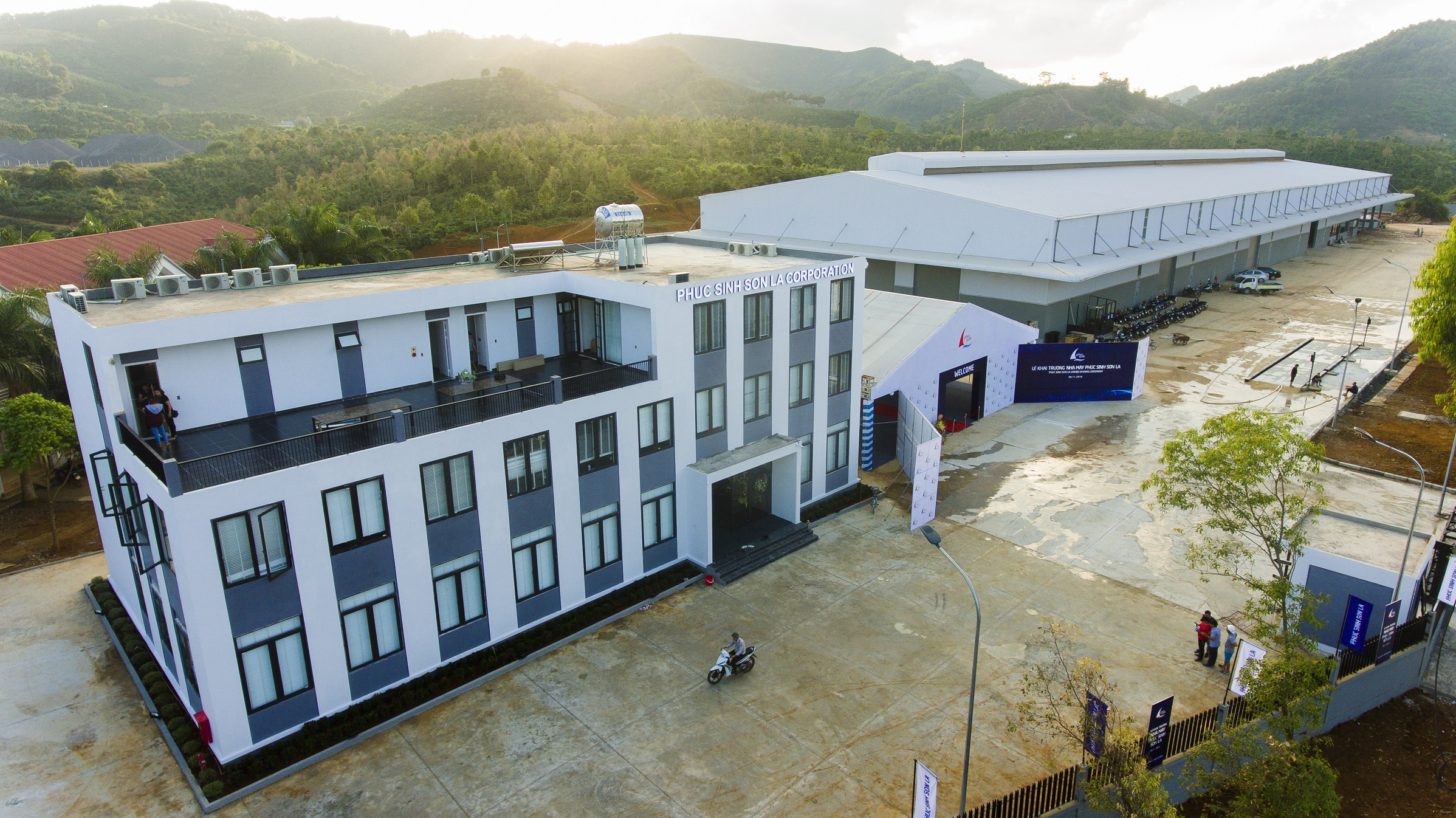 PHUC SINH SON LA CORPORATION